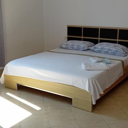 Sunset House Aurora&Ersi Apartment โอริคูม ภายนอก รูปภาพ