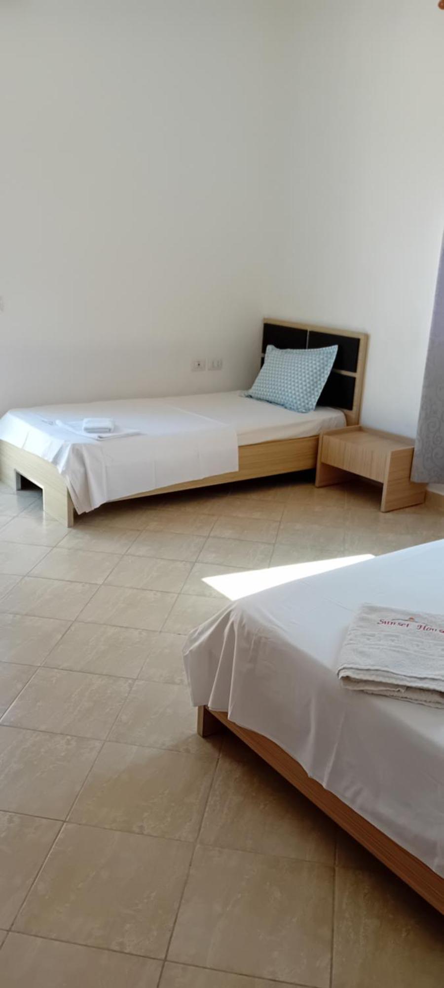 Sunset House Aurora&Ersi Apartment โอริคูม ภายนอก รูปภาพ